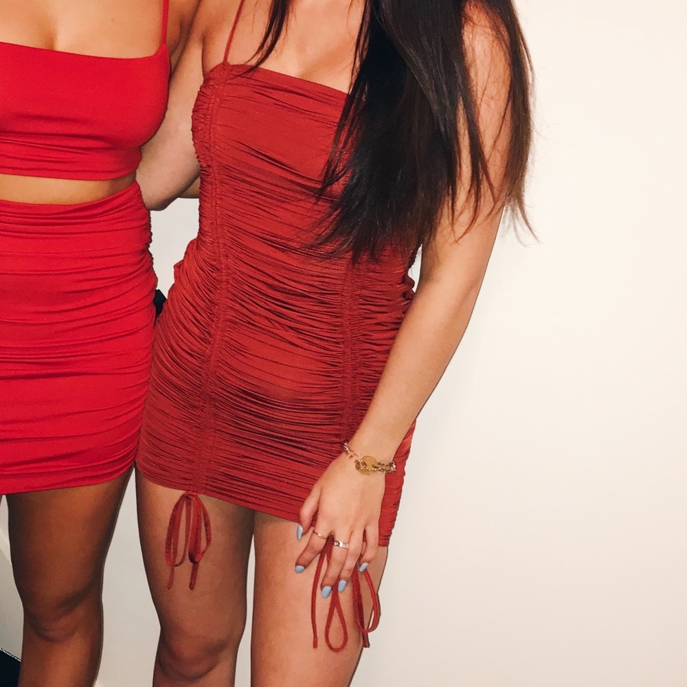 Tiger Mist Ruched Dress - Picture 7 of 7